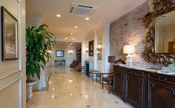 French Market Inn • NOLA